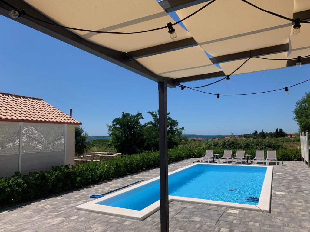 Villa Katarina - großer Pool beheizt - Meerblick - 三居室别墅