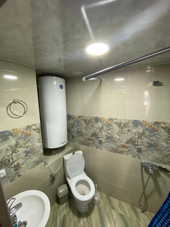 Koupelna v ubytování IURI udesiani's GUESTHOUSE