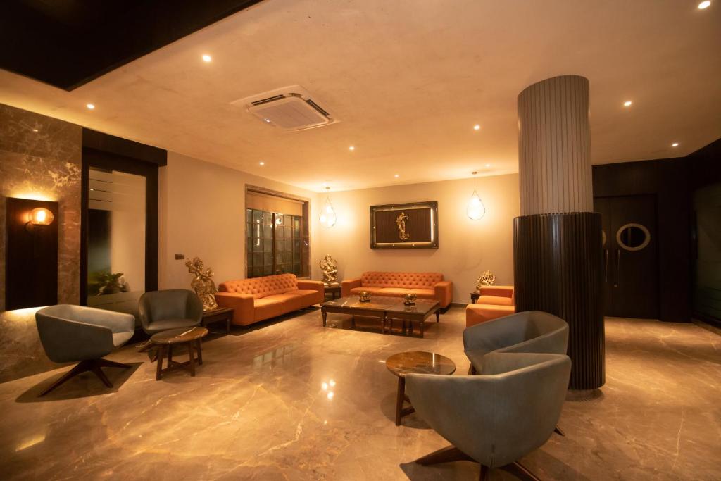 Posezení v ubytování The Cindrella Hotel