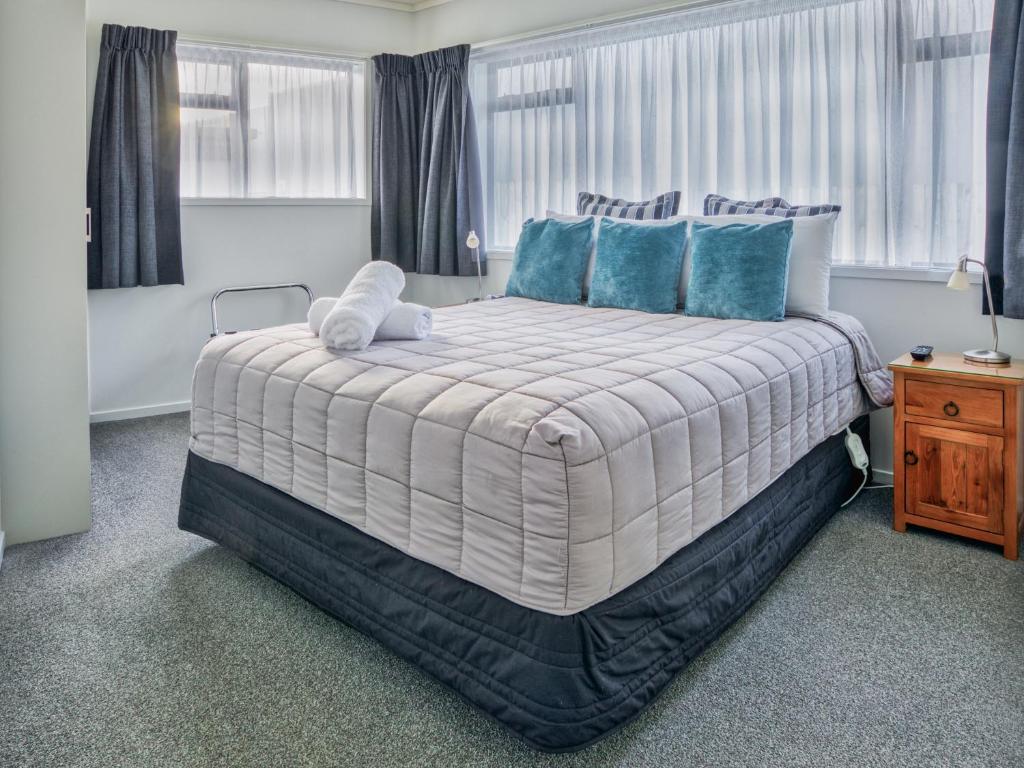 Ika Nui Taupo - Resim 6