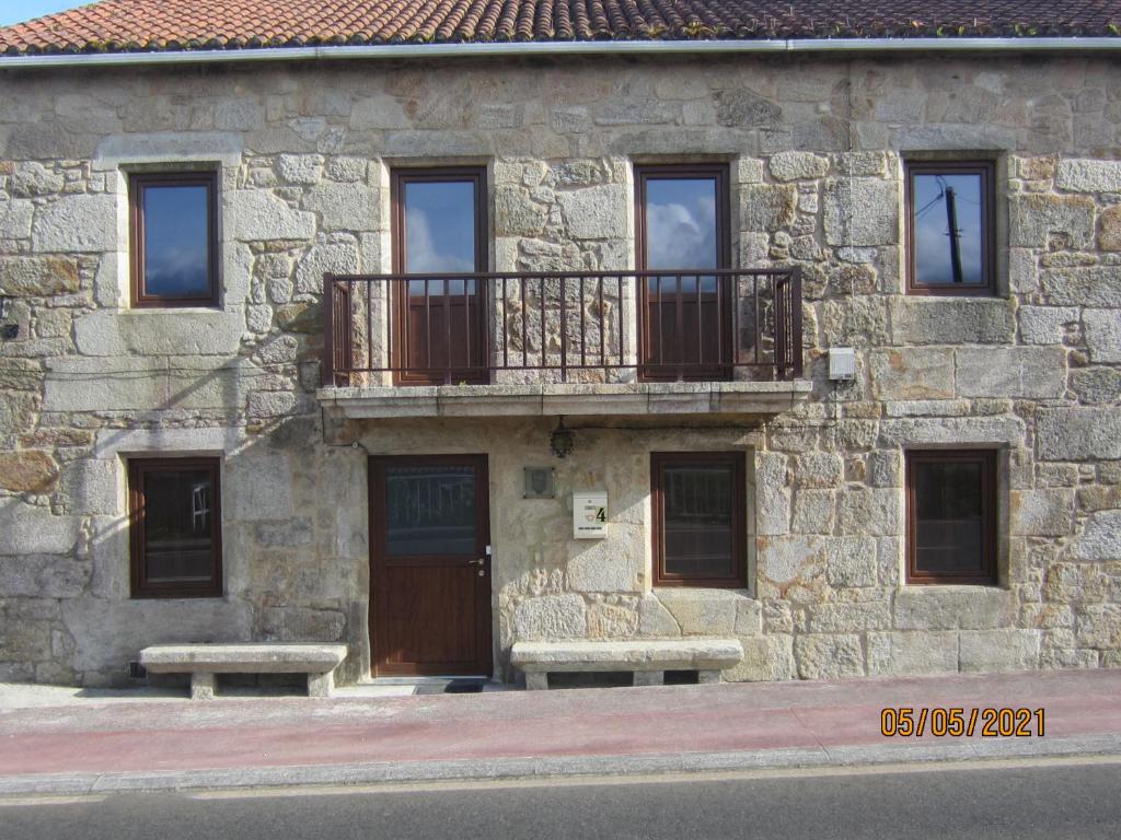 Casa rural para 10 personas., Brion, Spain - Booking.com