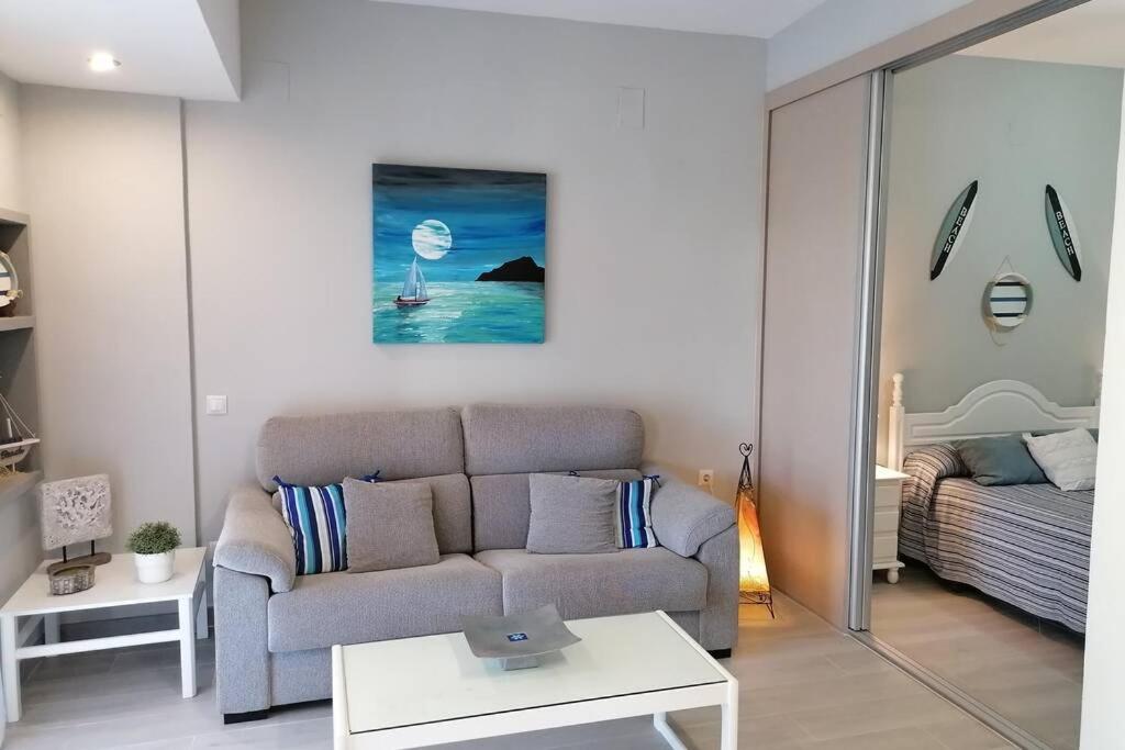 Posedenie v ubytovaní Apartamento 42 Eurosol, a 5 min Carihuela
