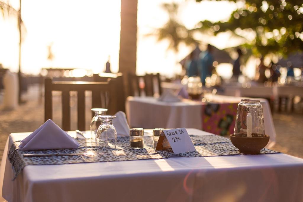 Nápoje v ubytování Sunset Kendwa Beach Hotel