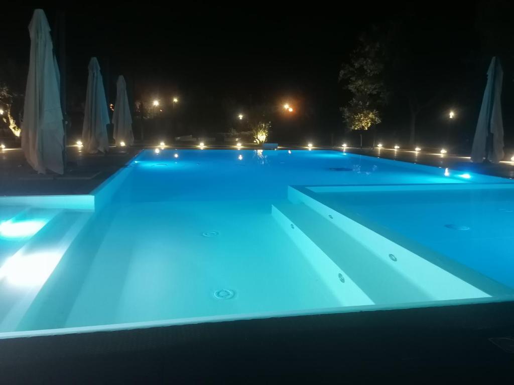 Bazén v ubytování Hotel San Vincenzo Resort nebo v jeho okolí