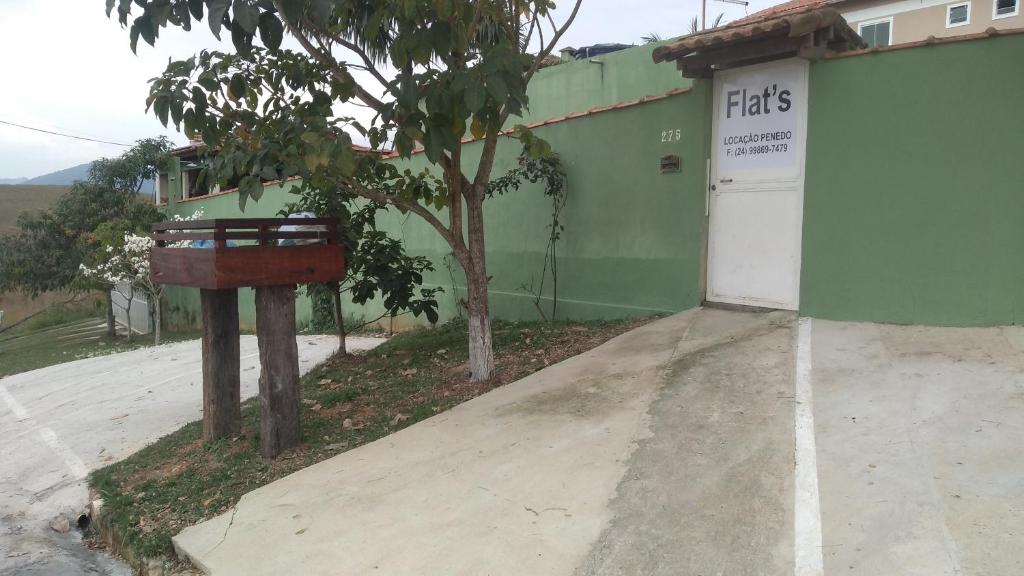 Fotografie z fotogalerie ubytování Flats 2 Locação Penedo RJ v destinaci Penedo