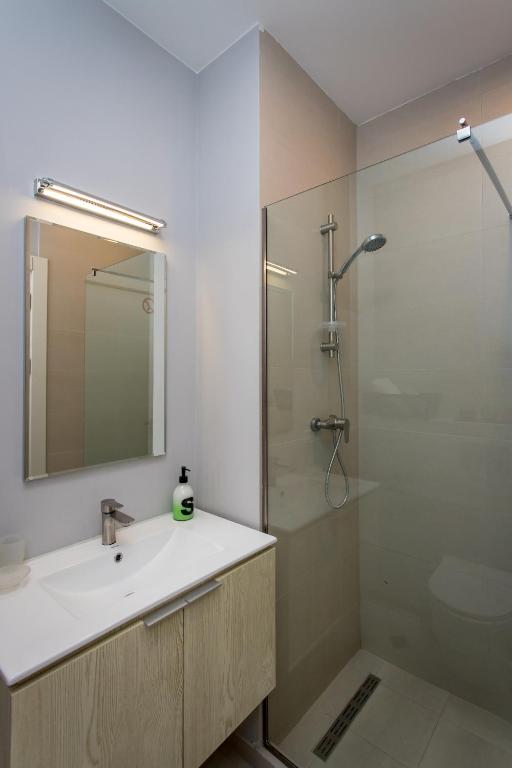 Koupelna v ubytování Mountain View 1BR Apartment 101 - Loft 1