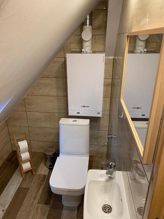 Kúpeľňa v ubytovaní Zielone walizki
