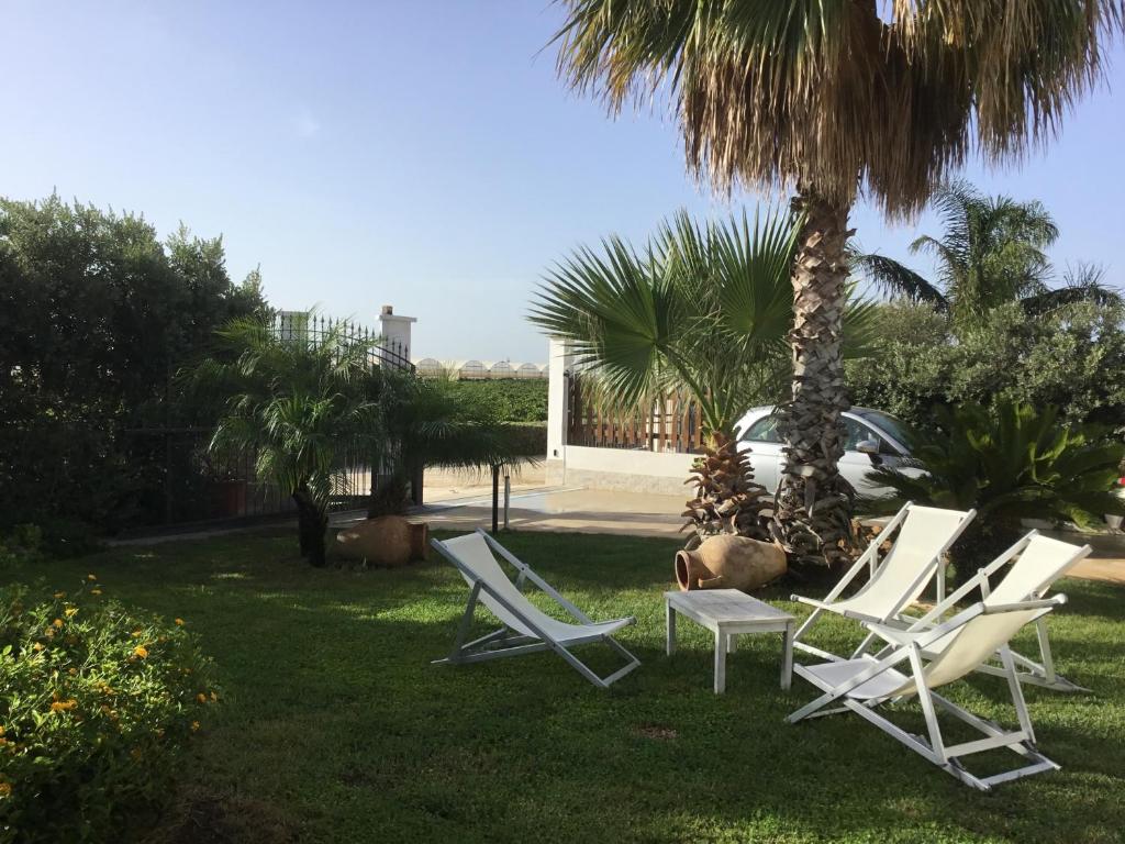 Vonkajšia záhrada v ubytovaní Birgi holiday home