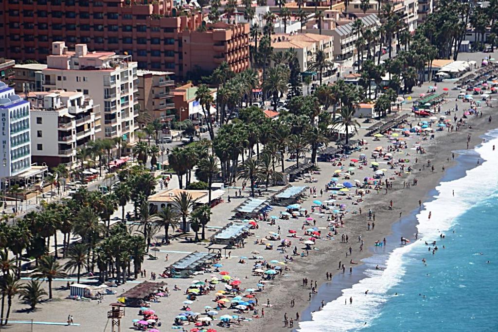 Apartamentos sol y playa Almuñécar, Almuñécar – Updated 2022 ...