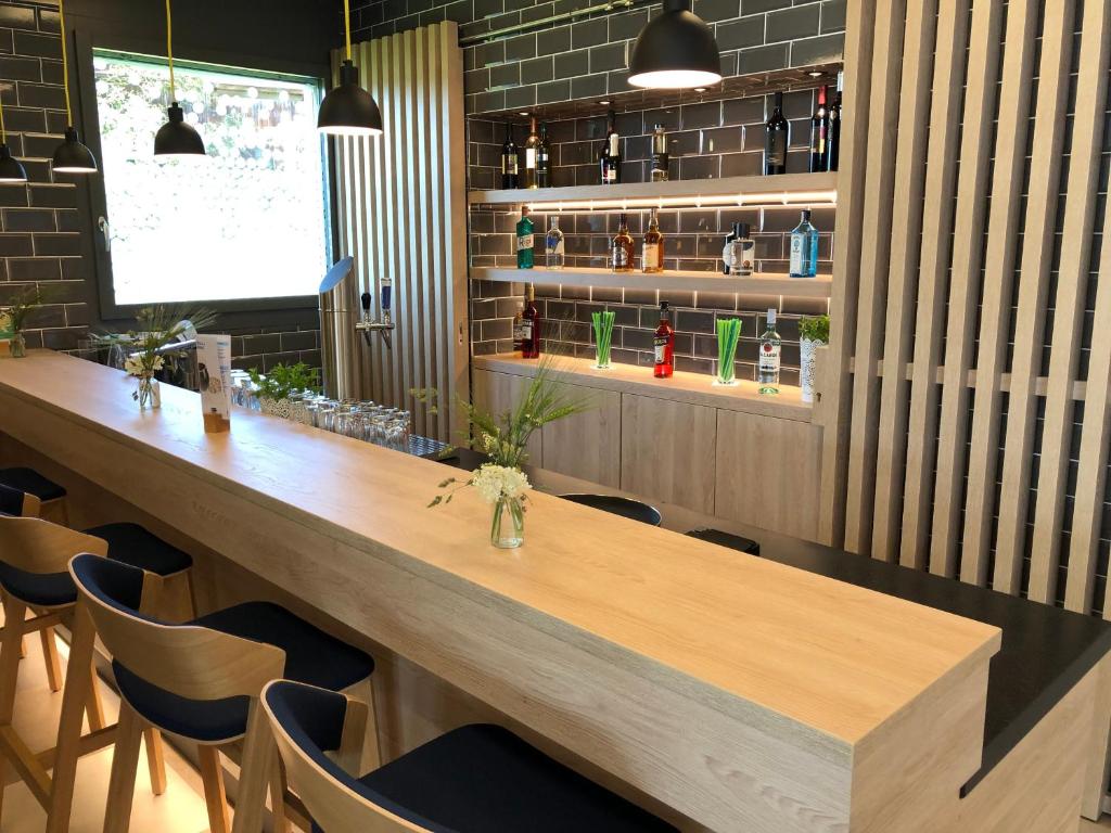Salone o bar di Holiday Inn Express Luzern-Neuenkirch by IHG