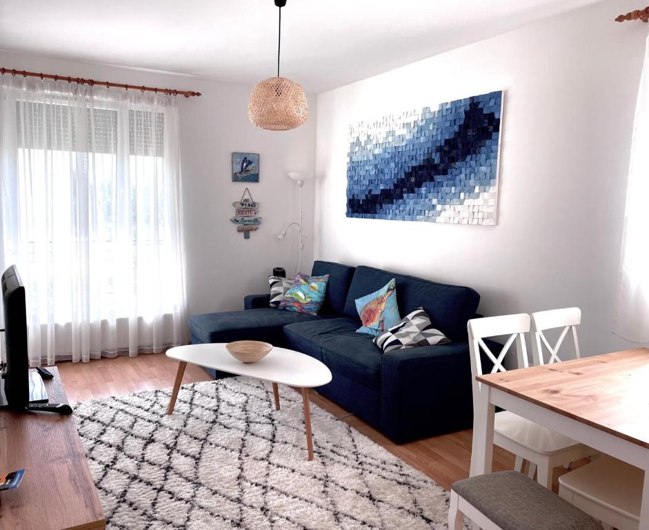 Siófoki Vízparti Nyaraló - LakeSide Apartment - Apartment With Balcony
