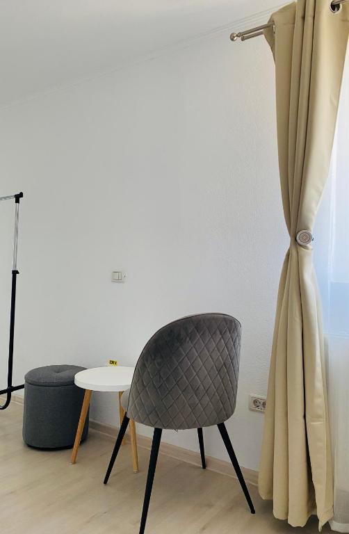 Posezení v ubytování Four Rooms
