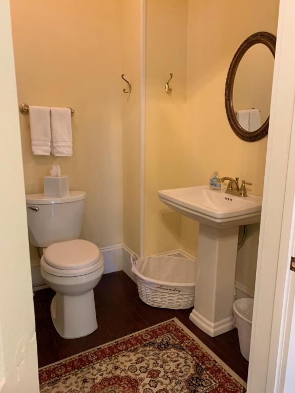 Bagno di 1872 Denham Inn