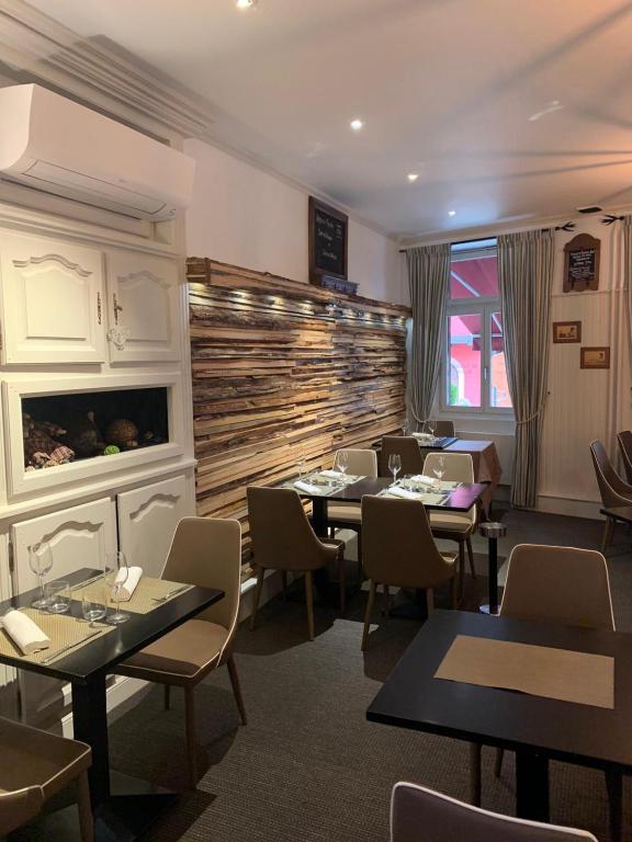 Hôtel SPA Au Cheval Blanc - Chambres climatisées – photo 35