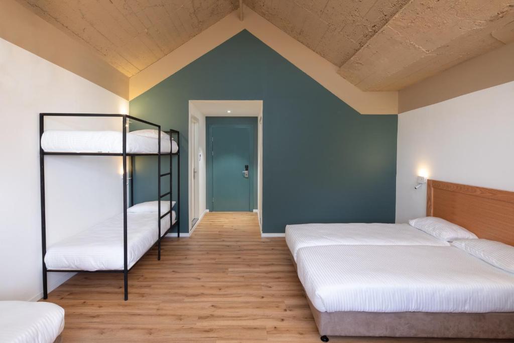 Postel nebo postele na pokoji v ubytování 180 Boutique Hostel