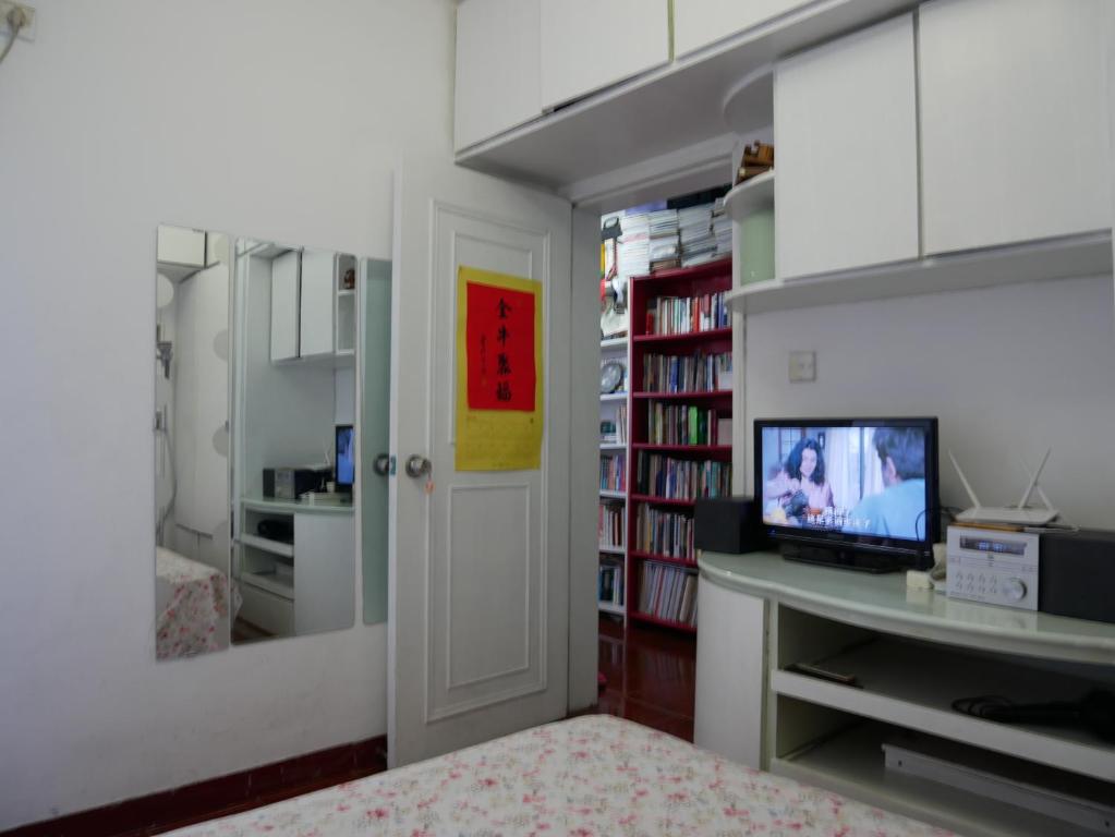 TV a/nebo společenská místnost v ubytování Books&Bed Close to the Lake