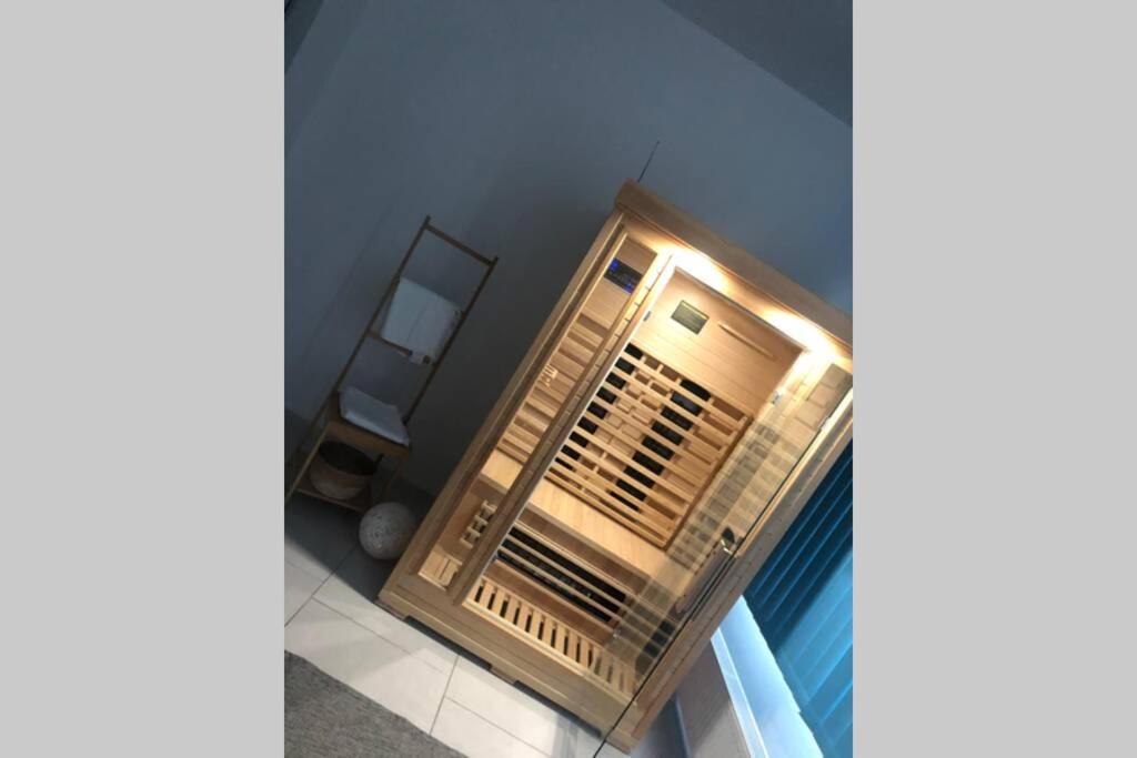 Fotografia z galérie ubytovania Stadtsuite mit Sauna in Wiener Neustadt 135 m2 v destinácii Wiener Neustadt
