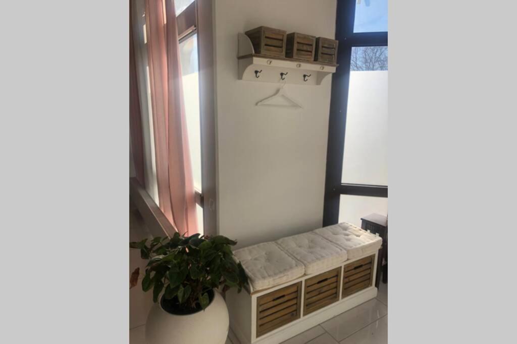 Fotografia z galérie ubytovania Stadtsuite mit Sauna in Wiener Neustadt 135 m2 v destinácii Wiener Neustadt