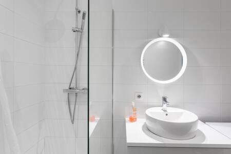 Charmant T2 Place de Lerme - 13