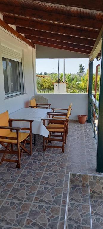 Balkón nebo terasa v ubytování HAUS