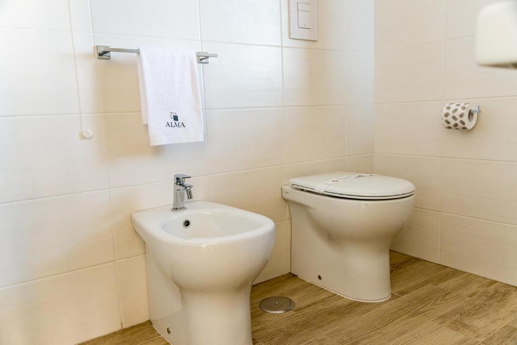 ALMA Bed & Breakfast - Chambre Double De Luxe Avec Balcon