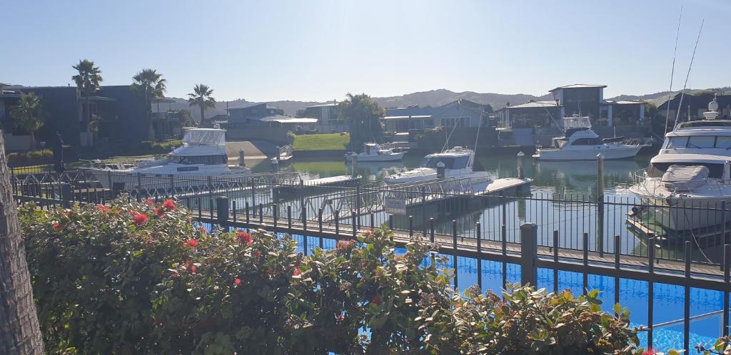 Waterways Renaissance \ - Resim 20