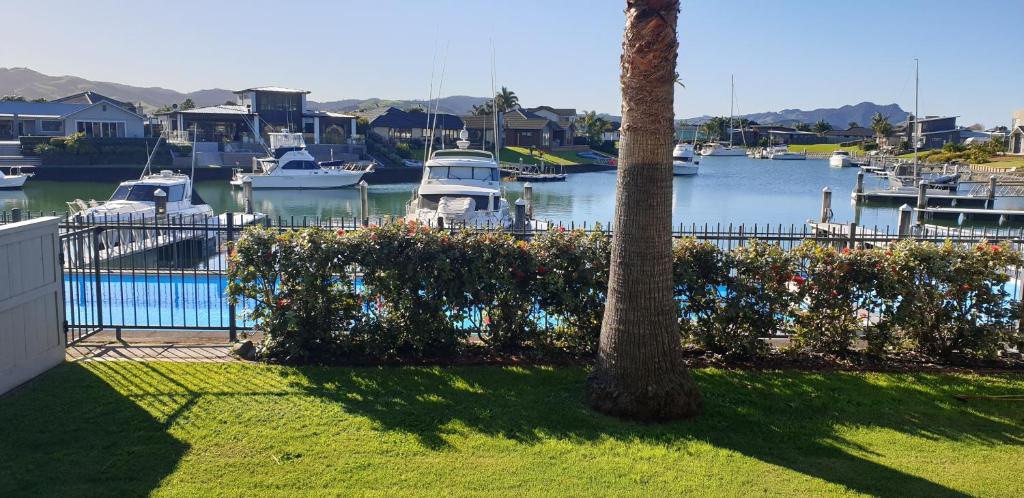 Waterways Renaissance \ - Resim 27