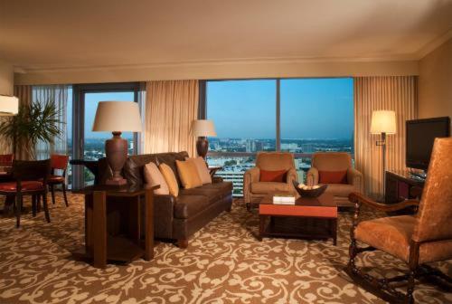 Omni Fort Worth Hotel photo