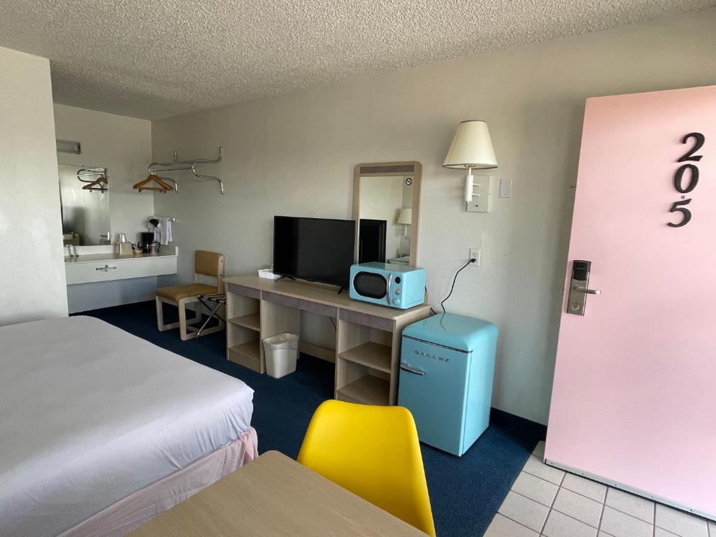 LuLu Silver City photo