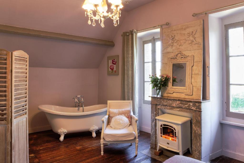 Le Petit Manoir de Kériolet - Romantic Confort Double Room With Bath