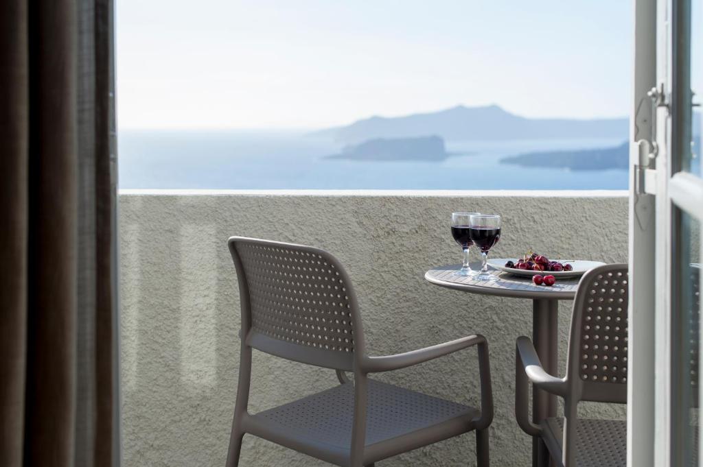 Caldera's Dolphin Suites - 10