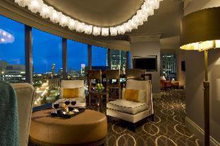 Omni Dallas Hotel - 