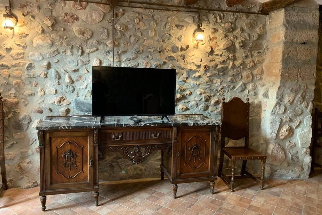 Fotografia z galérie ubytovania Casa Rural con Jacuzzi en casco antiguo, Tarragona v destinácii Montroig