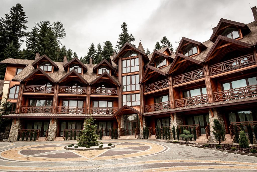 ЛЮБОКРАЙ Готельно-відпочинковий комплекс - отзывы и видео