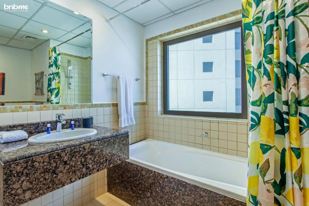 Fotografie z fotogalerie ubytování bnbmehomes - 4BR Apartment with Dubai Marina View v Dubaji