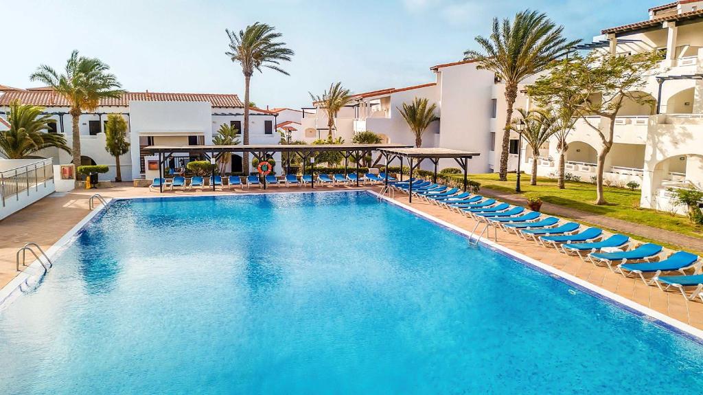 Bazén v ubytování TUI MAGIC LIFE Fuerteventura - All Inclusive nebo v jeho okolí