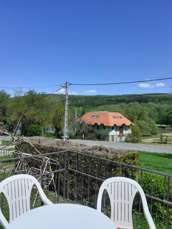 Fotografia z galérie ubytovania Orfűi Kocka Vendégház v destinácii Orfű
