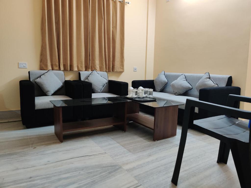 Posezení v ubytování Sanjiva Suites
