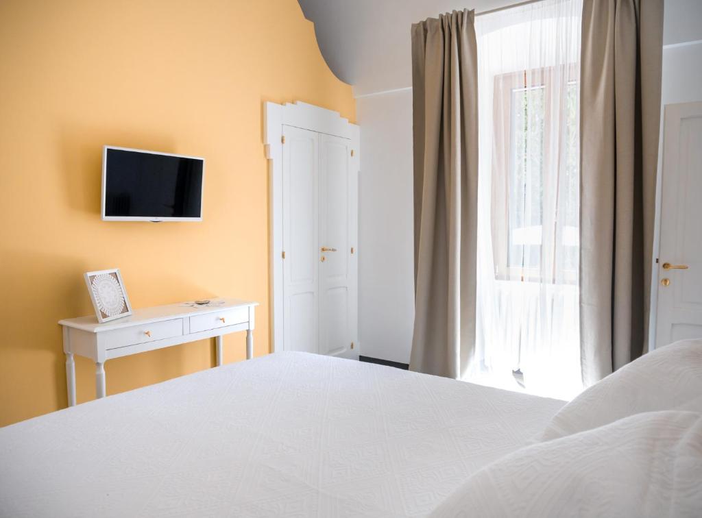 Villa Aurelia Suites and Apartments - 4