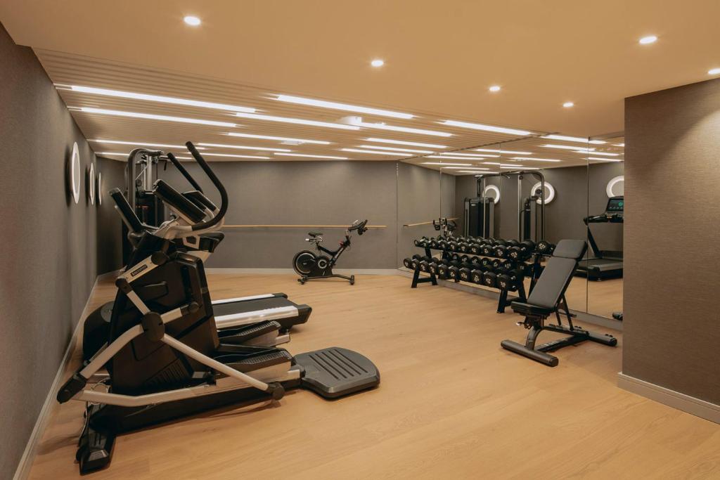 Fitness centrum a/nebo fitness zařízení v ubytování Hotel Märthof Basel