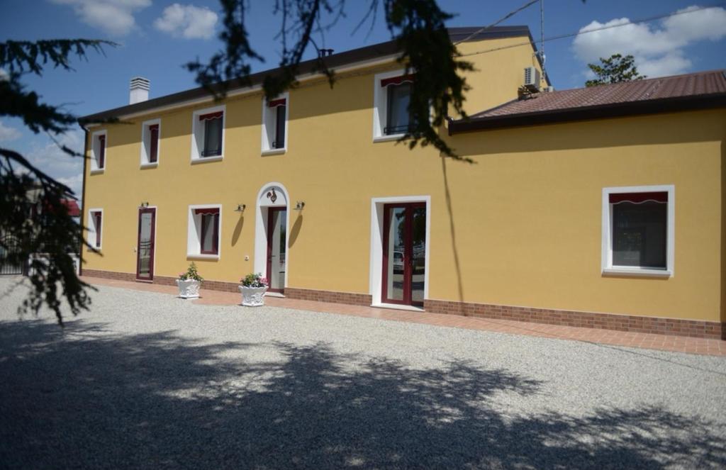 B&B Riva del Gallo - Housity