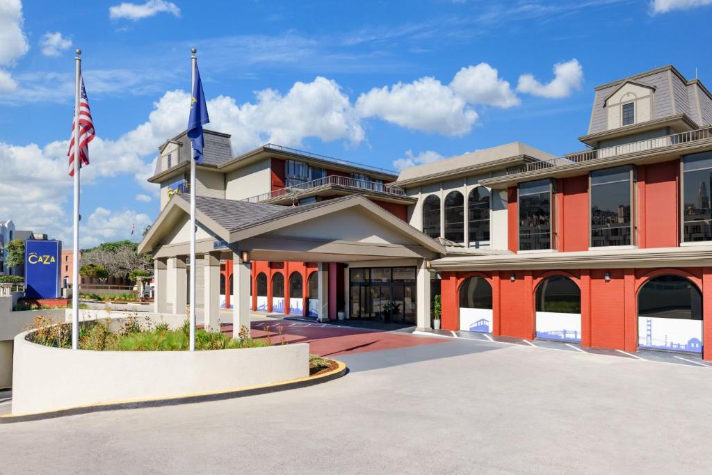 Το κτήριο όπου στεγάζεται  το ξενοδοχείο