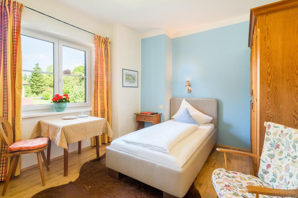 Posteľ alebo postele v izbe v ubytovaní Hotel Oremushof