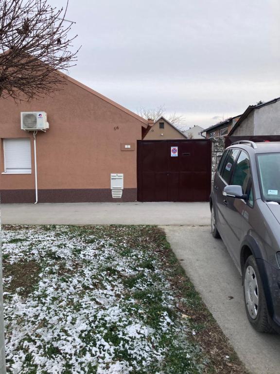 Budova, kde se apartmán nachází