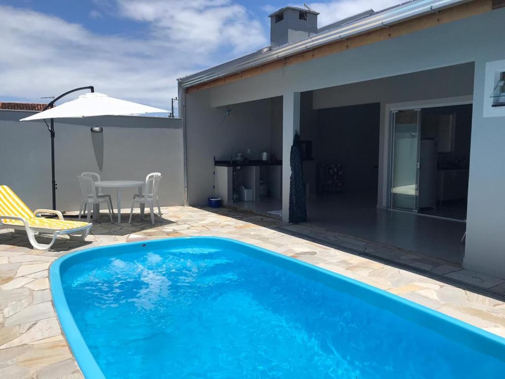 Casa Sol com piscina, Balneario Barra do Sul – Updated 2023 Prices
