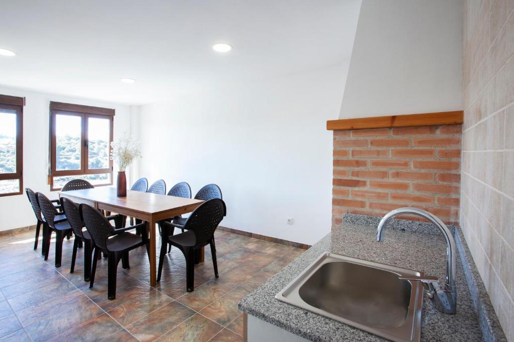 Fotografie z fotogalerie ubytování Casa rural Torre Buena Vista a 40 minutos de Valencia con gran jacuzzi y vistas maravillosass v destinaci Benafer