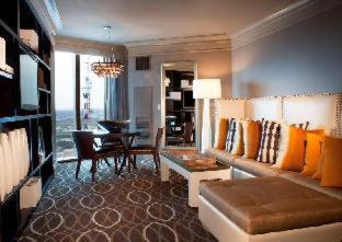 Omni Dallas Hotel - 