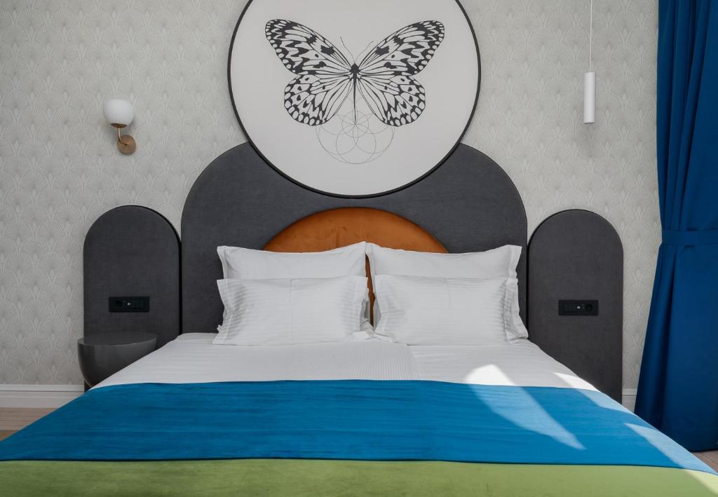 Postel nebo postele na pokoji v ubytování Heritage Hotel Porin Makarska
