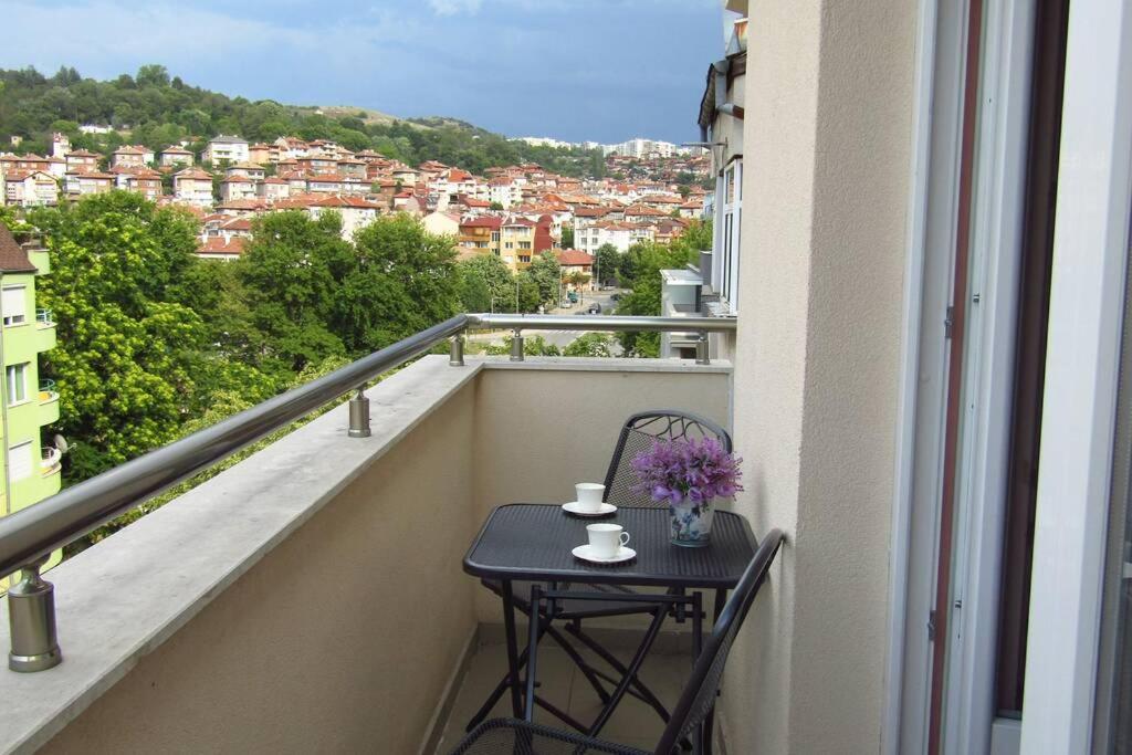 Balkón nebo terasa v ubytování New & Comfortable home in Blagoevgrad center