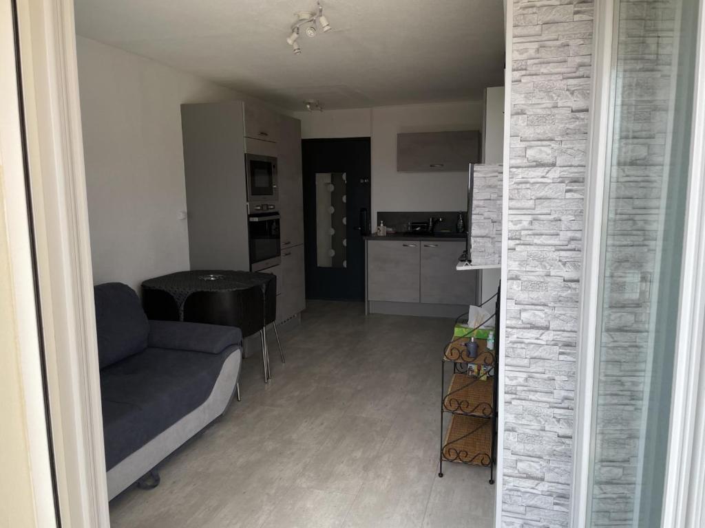 Bormes-les-Mimosas - Appart 25m2 avec balcon - 4P - Appartement